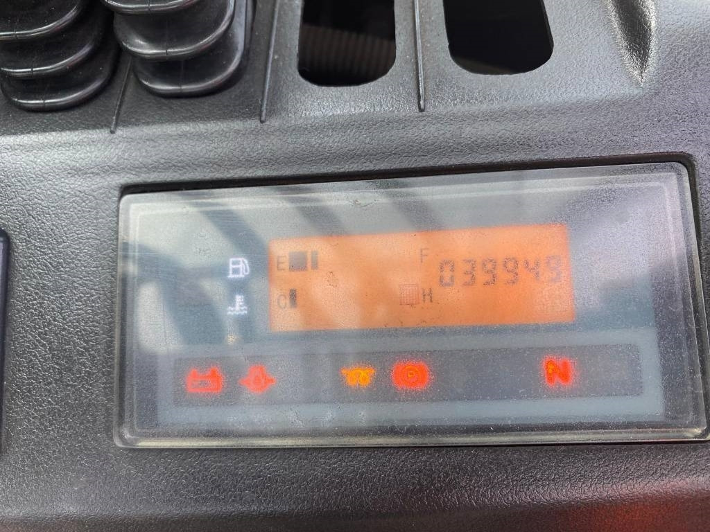 Дизельный погрузчик Manitou Mi25D: фото 21