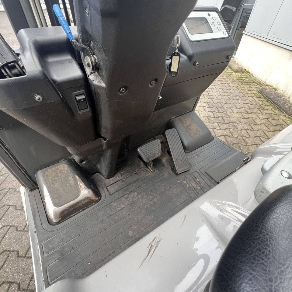 Электропогрузчик Atlet ET18 (1N1): фото 6 Электропогрузчик Atlet ET18 (1N1): фото 6