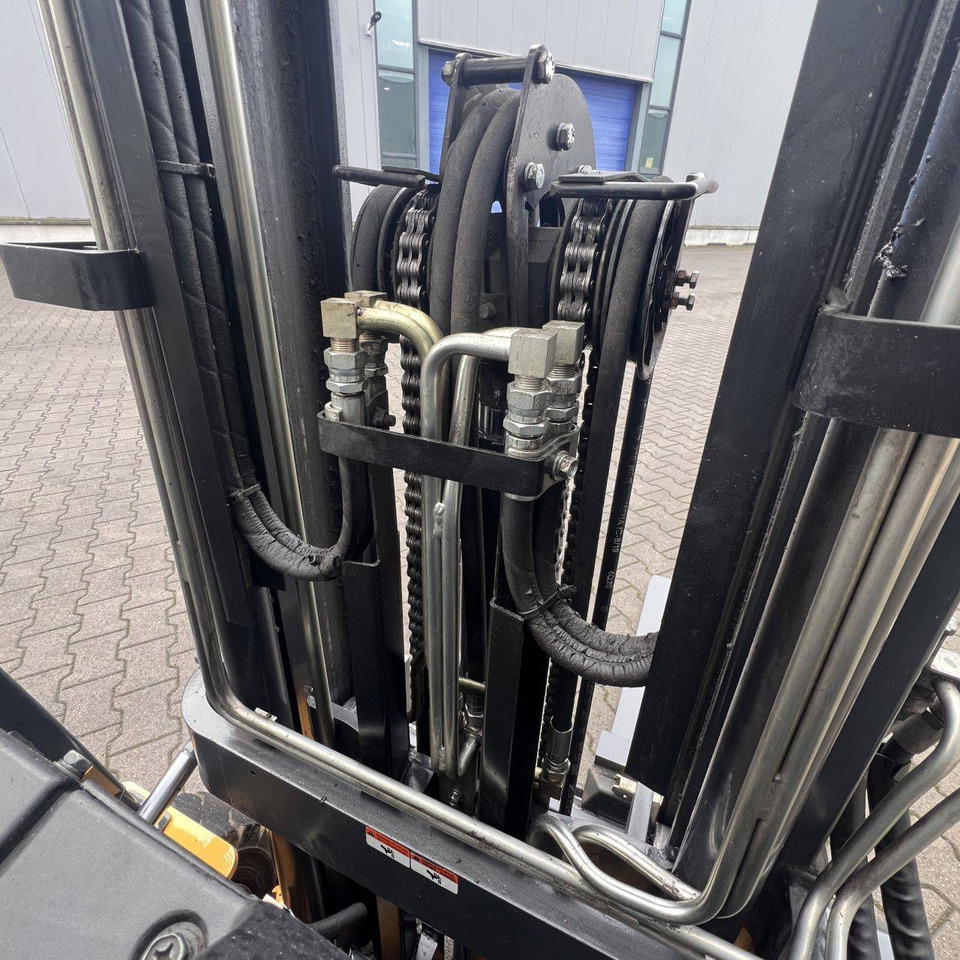 Электропогрузчик Atlet ET18 (1N1): фото 15 Электропогрузчик Atlet ET18 (1N1): фото 15