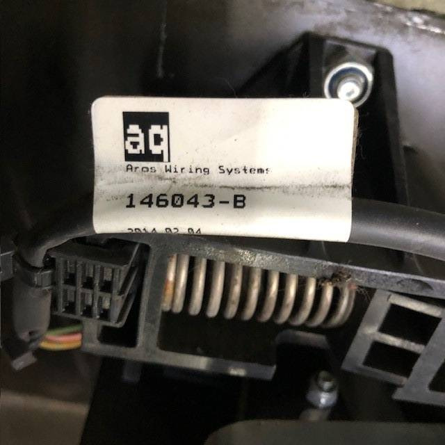 Floor plate for Unicarriers - Педаль для Погрузочно-разгрузочной техники: фото 3 Floor plate for Unicarriers - Педаль для Погрузочно-разгрузочной техники: фото 3