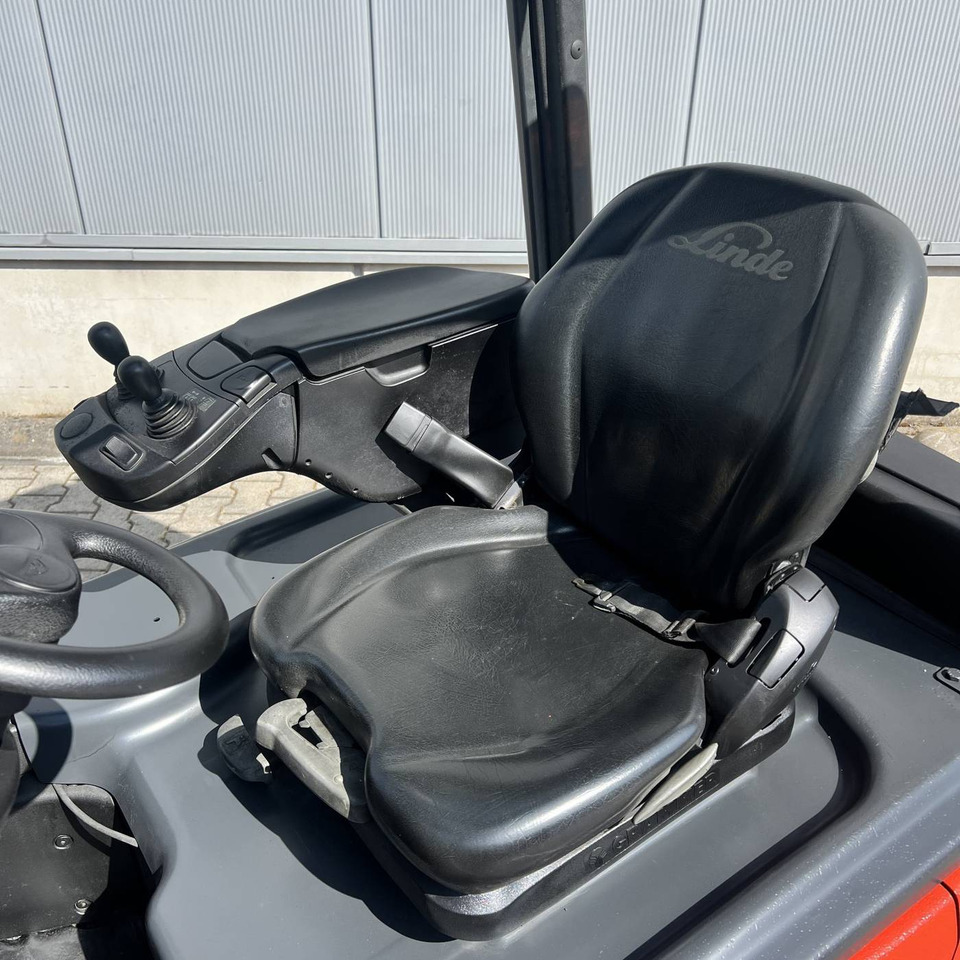 Linde E16PH (386-02) EVO - Электропогрузчик: фото 4 Linde E16PH (386-02) EVO - Электропогрузчик: фото 4