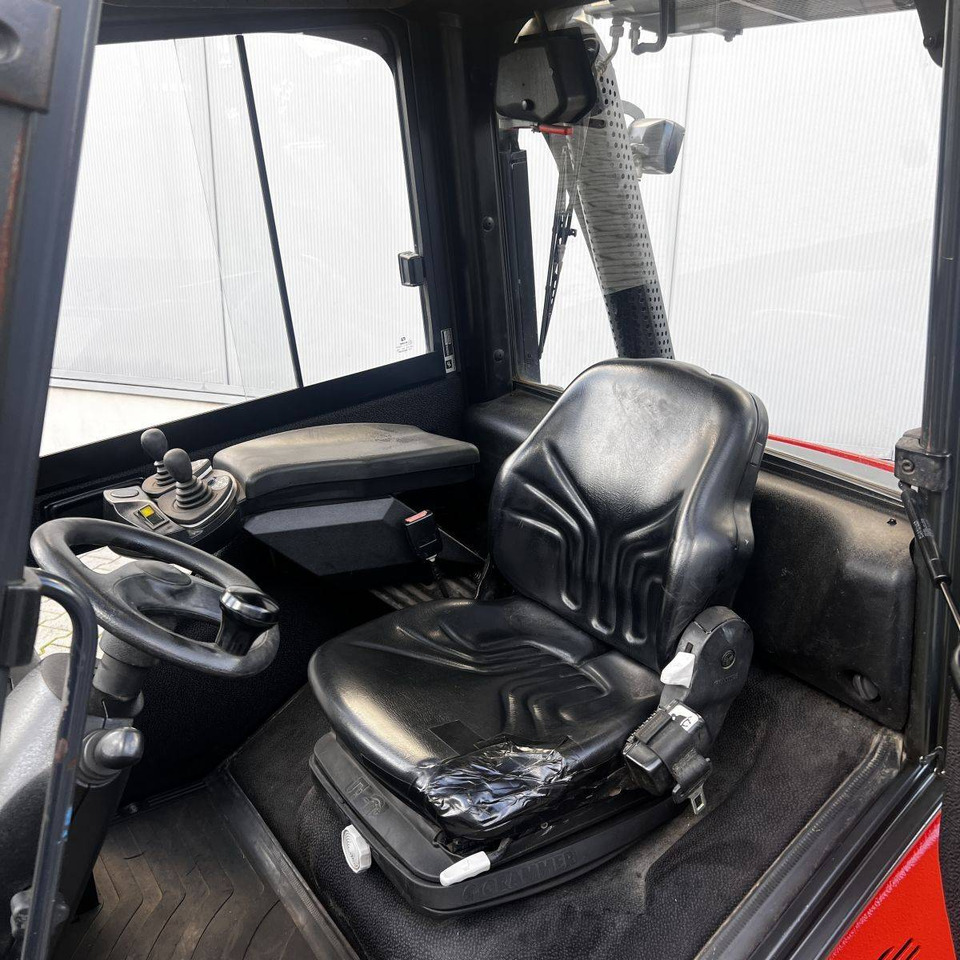 Linde H25D (392) - Дизельный погрузчик: фото 4 Linde H25D (392) - Дизельный погрузчик: фото 4