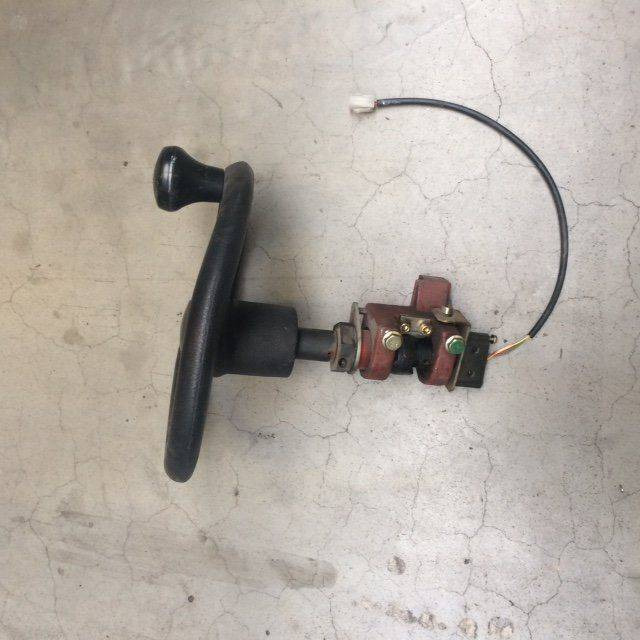 Steering Column with Steering wheel for Linde - Рулевое колесо для Погрузочно-разгрузочной техники: фото 1 Steering Column with Steering wheel for Linde - Рулевое колесо для Погрузочно-разгрузочной техники: фото 1