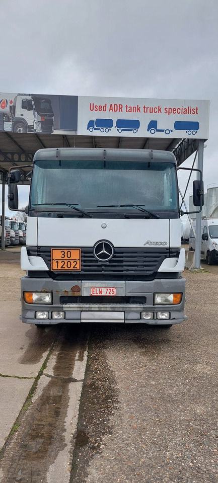MERCEDES - Грузовик-цистерна: фото 5 MERCEDES - Грузовик-цистерна: фото 5