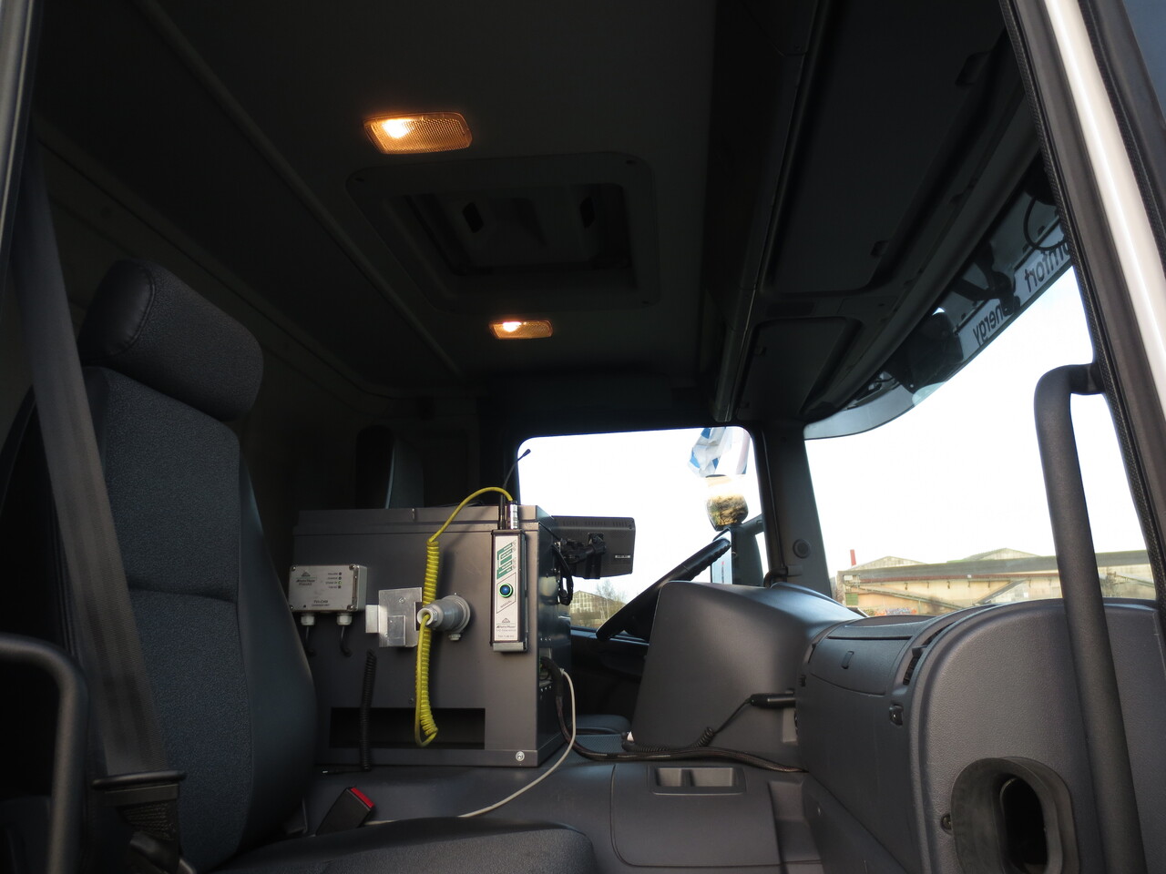 Scania P310 - Грузовик-цистерна: фото 3 Scania P310 - Грузовик-цистерна: фото 3