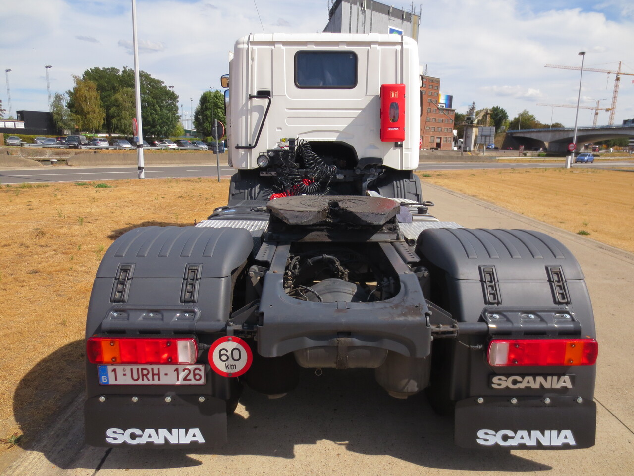 Тягач Scania P420: фото 8
