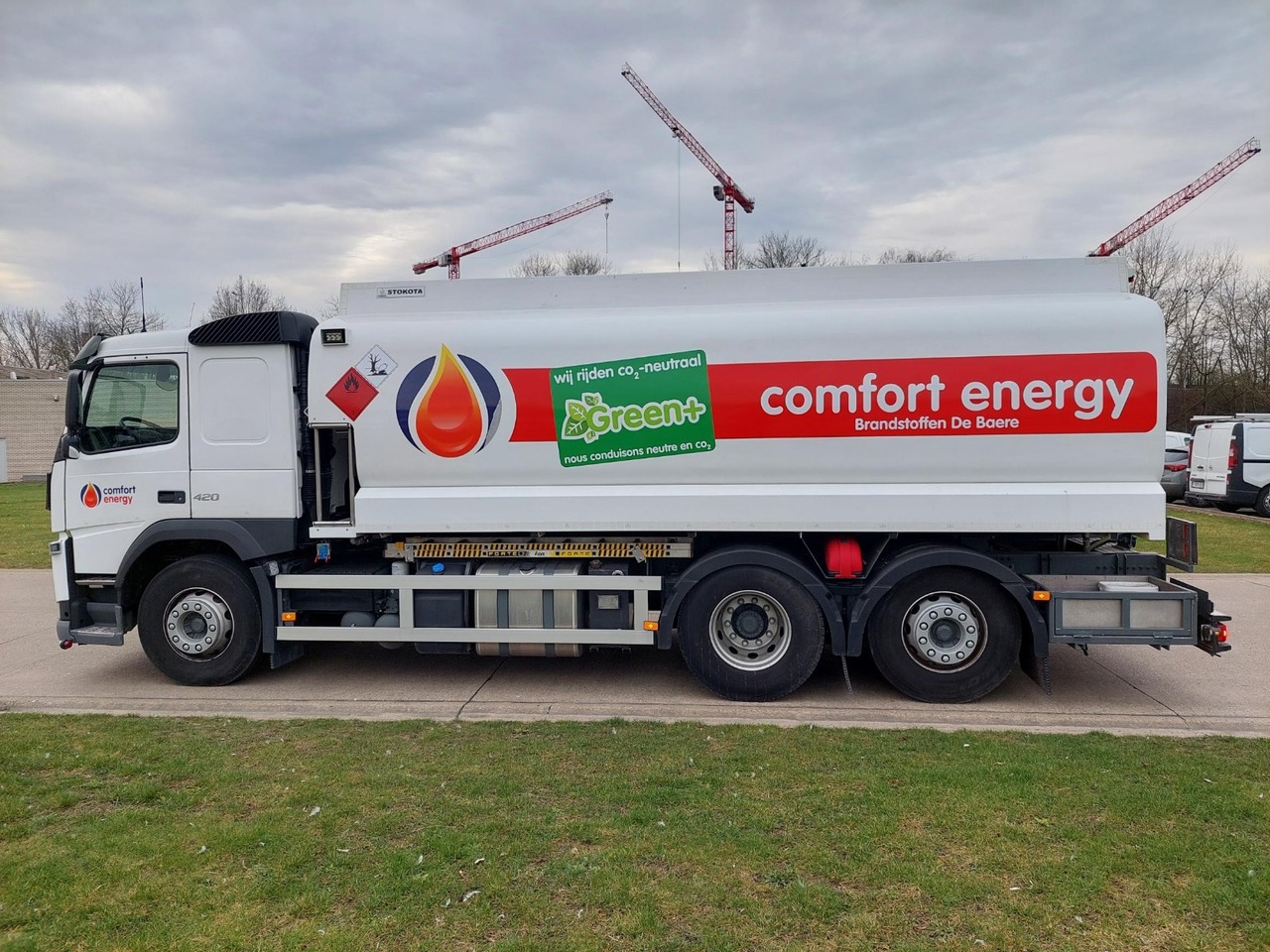 Грузовик-цистерна VOLVO FM: фото 11