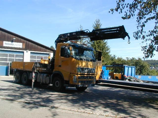 Volvo FH 12 6x4 - Грузовик бортовой/ Платформа, Автоманипулятор: фото 4 Volvo FH 12 6x4 - Грузовик бортовой/ Платформа, Автоманипулятор: фото 4
