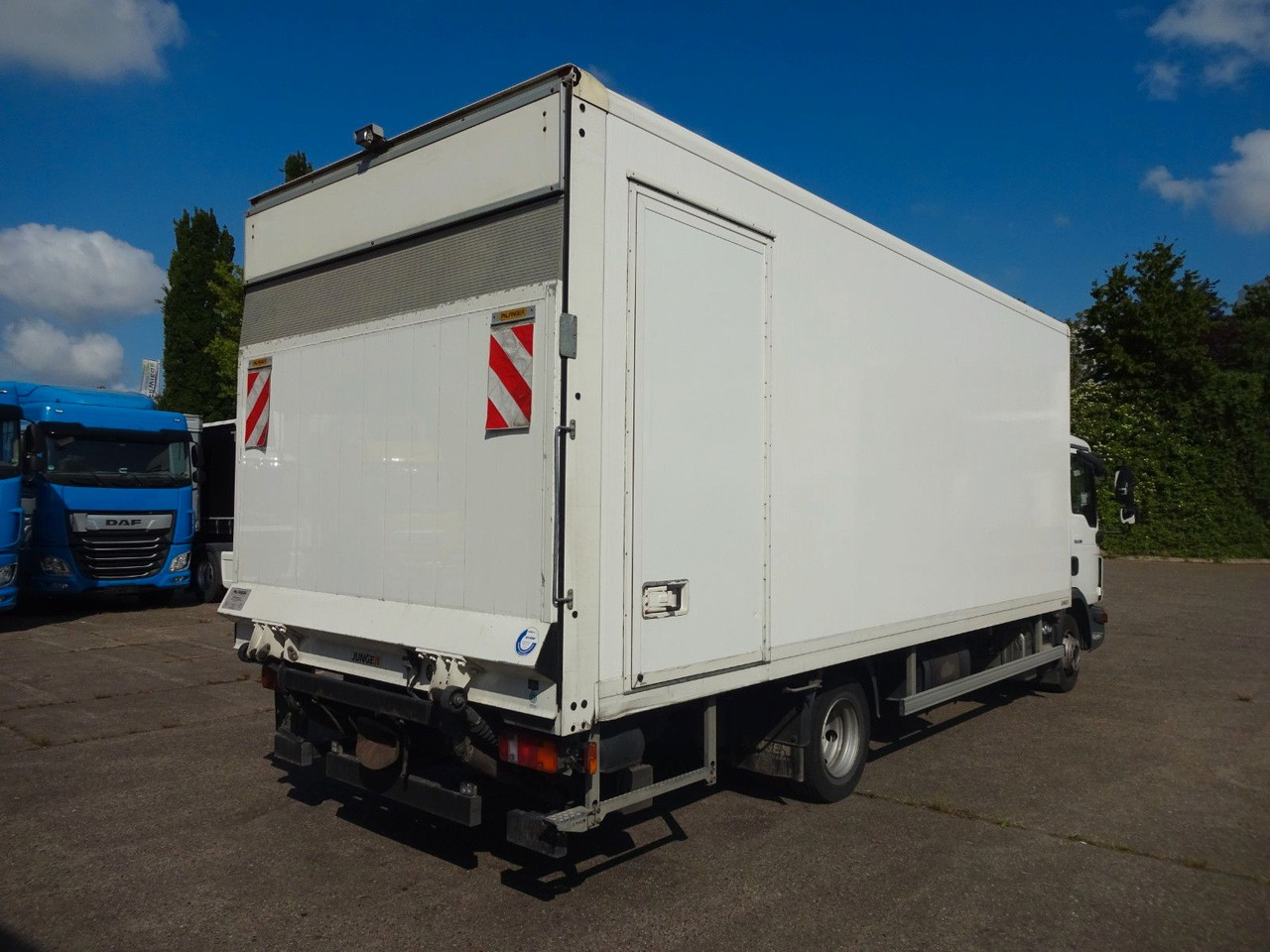MAN MAN TGL 8.190, Koffer, LBW, Kamera, Luft, AHK - Грузовик с закрытым кузовом: фото 5 MAN MAN TGL 8.190, Koffer, LBW, Kamera, Luft, AHK - Грузовик с закрытым кузовом: фото 5
