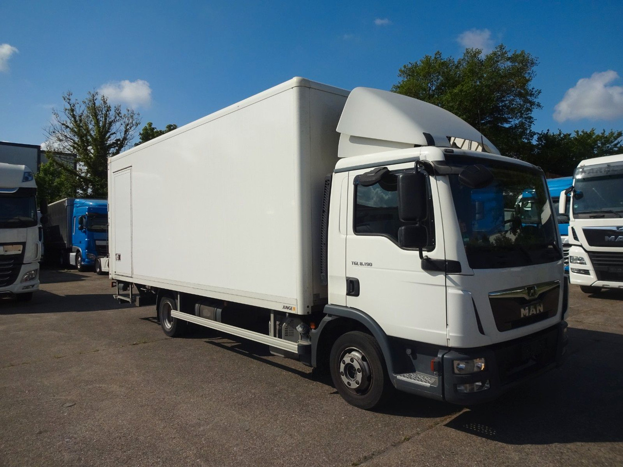 MAN TGL 8.190, LBW, Luft, Tempomat, Standheizung - Малотоннажный фургон: фото 1 MAN TGL 8.190, LBW, Luft, Tempomat, Standheizung - Малотоннажный фургон: фото 1