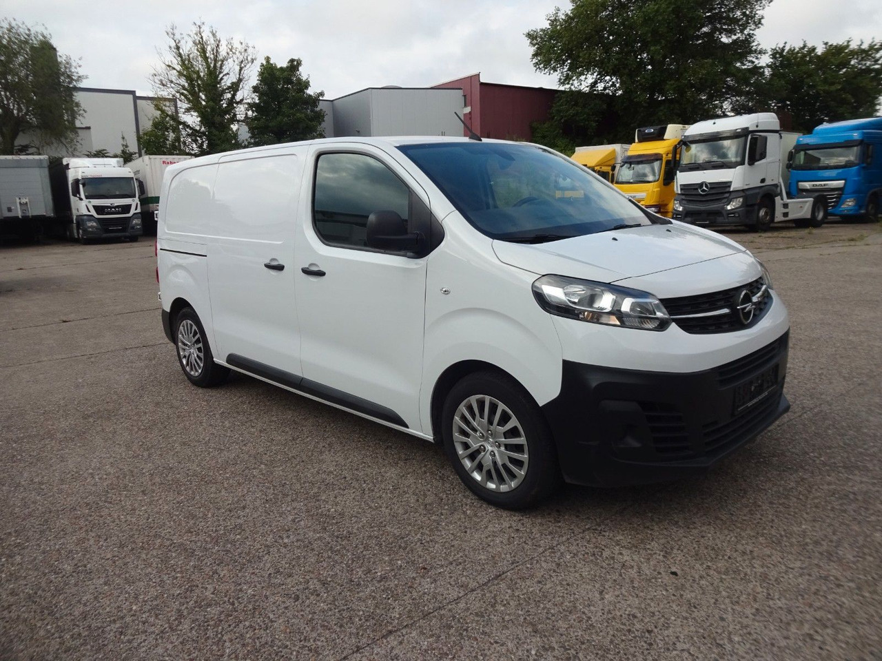 Opel Vivaro Kasten L1H1, Klima, PDC, Tempomat - Легковой фургон: фото 1 Opel Vivaro Kasten L1H1, Klima, PDC, Tempomat - Легковой фургон: фото 1