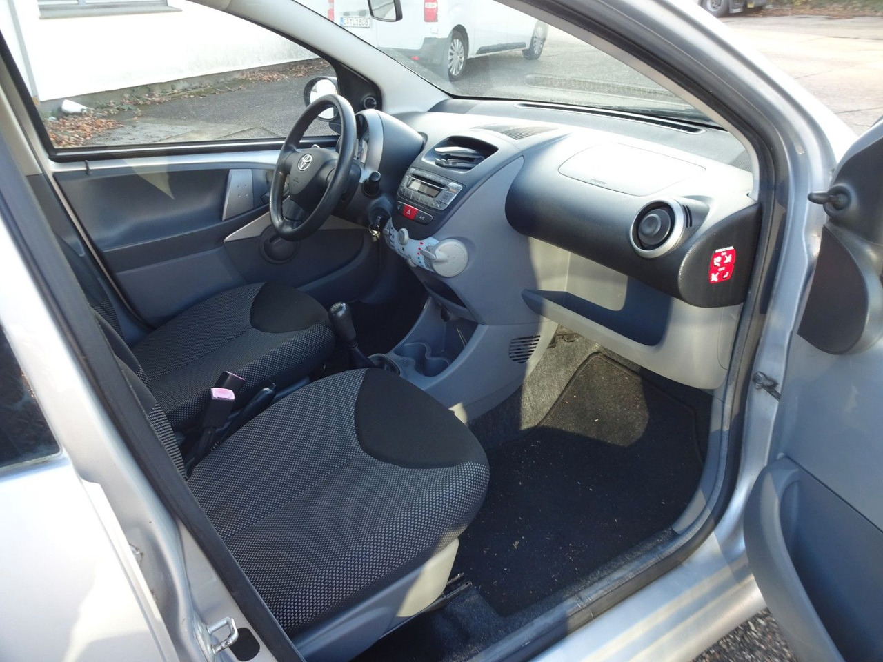 Седан Toyota Aygo Cool, Klima,: фото 16 Седан Toyota Aygo Cool, Klima,: фото 16