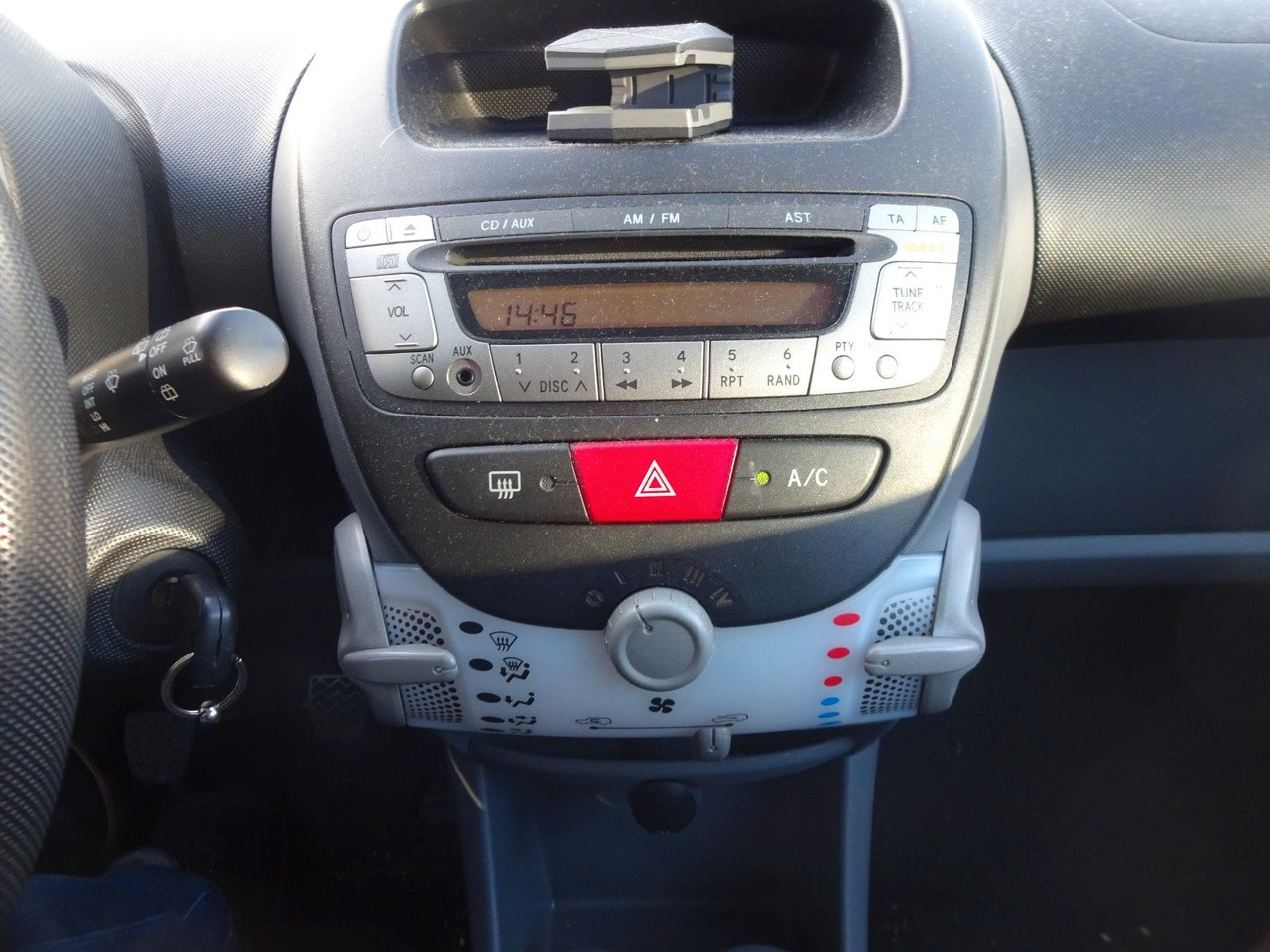 Седан Toyota Aygo Cool, Klima,: фото 19 Седан Toyota Aygo Cool, Klima,: фото 19