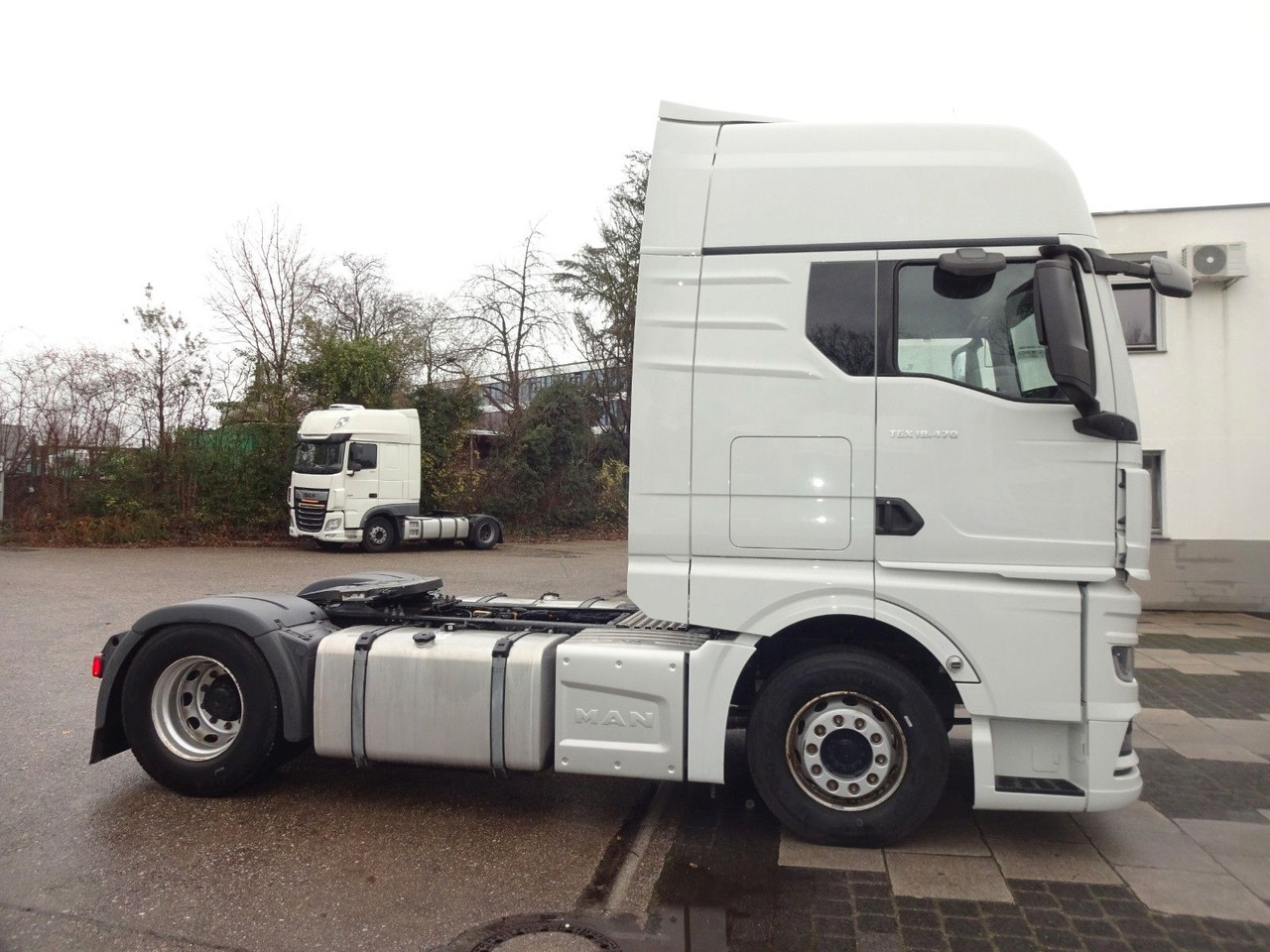 MAN 3 x TGX 18.470, XXL, Intarder, ACC, 2 x Tank - Тягач: фото 4 MAN 3 x TGX 18.470, XXL, Intarder, ACC, 2 x Tank - Тягач: фото 4