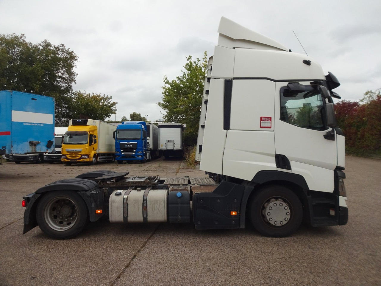 Renault Premium 460, Low Liner, Hubsattelkupplung - Тягач: фото 4 Renault Premium 460, Low Liner, Hubsattelkupplung - Тягач: фото 4
