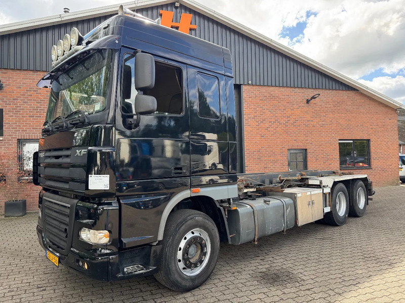 DAF XF 105.460 6X2 Space Cab Manual 565.815KM - Тросовый мультилифт: фото 2 DAF XF 105.460 6X2 Space Cab Manual 565.815KM - Тросовый мультилифт: фото 2