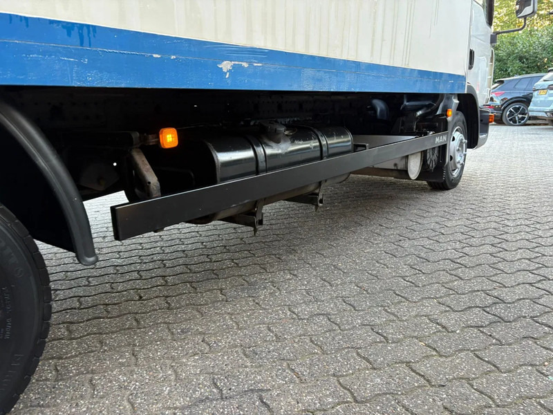 Грузовик с закрытым кузовом MAN TGL 8.240 Cargolift Laadklep NL Truck APK/TUV 02-2026: фото 11 Грузовик с закрытым кузовом MAN TGL 8.240 Cargolift Laadklep NL Truck APK/TUV 02-2026: фото 11