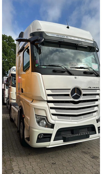 Mercedes-Benz Actros 1845 L Gigaspace 2x tank Standairco 5x available 20-12-2025 - Тягач: фото 2 Mercedes-Benz Actros 1845 L Gigaspace 2x tank Standairco 5x available 20-12-2025 - Тягач: фото 2