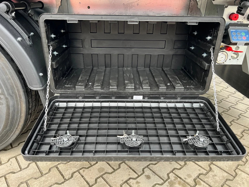 Новый Полуприцеп с подвижным полом kraker K-Force 92m3 Cargo Floor 10MM SAF, Liftachse, Remote control, NEW: фото 10 Новый Полуприцеп с подвижным полом kraker K-Force 92m3 Cargo Floor 10MM SAF, Liftachse, Remote control, NEW: фото 10