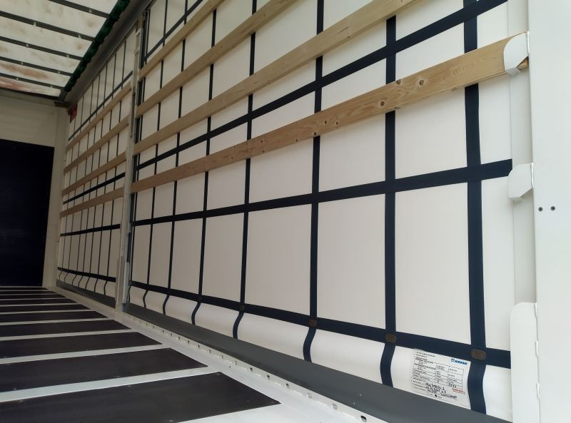 Тентованный кузов Krone BDF-System, 7.820 mm lang.: фото 7 Тентованный кузов Krone BDF-System, 7.820 mm lang.: фото 7