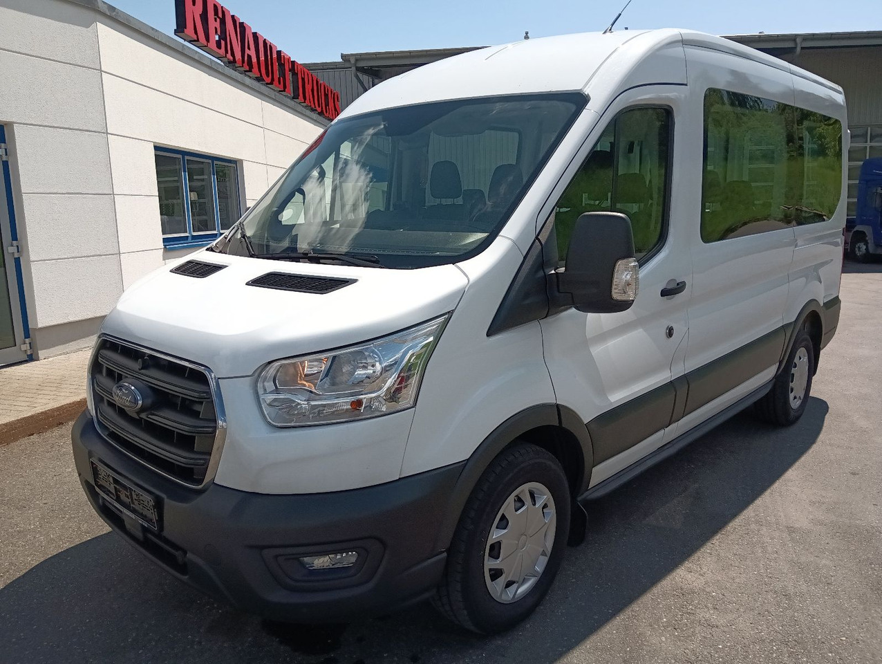 Ford Transit Kombi 350 L2 Trend 9-Sitzer 2xHeizung/Kl - Пассажирский фургон, Грузопассажирский фургон: фото 4 Ford Transit Kombi 350 L2 Trend 9-Sitzer 2xHeizung/Kl - Пассажирский фургон, Грузопассажирский фургон: фото 4