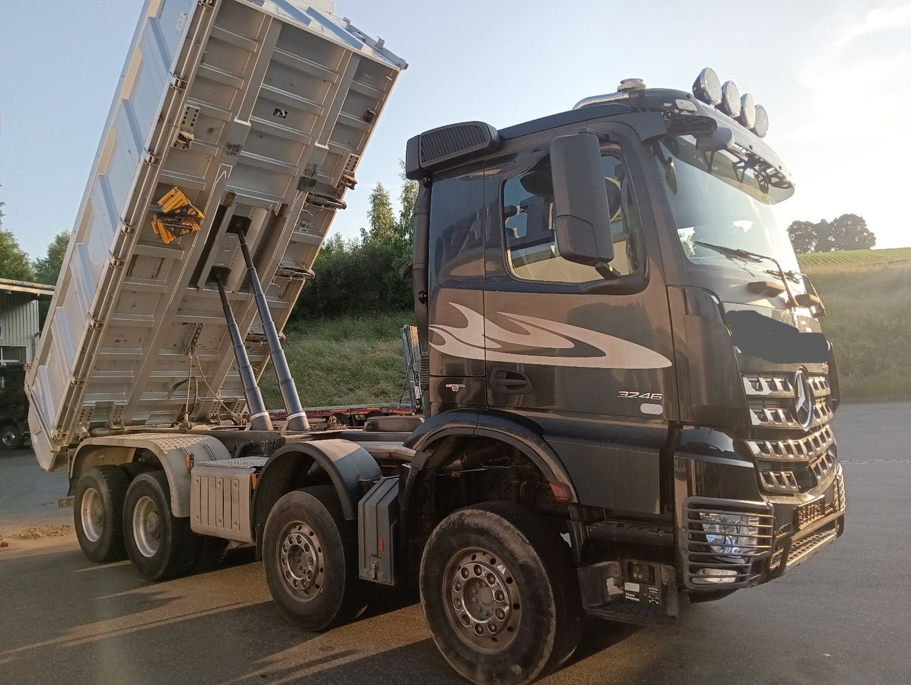 Mercedes-Benz AROCS 3246 8x4 MEILLER 3-Seiten Bordmatic SCHALT - Самосвал: фото 2 Mercedes-Benz AROCS 3246 8x4 MEILLER 3-Seiten Bordmatic SCHALT - Самосвал: фото 2