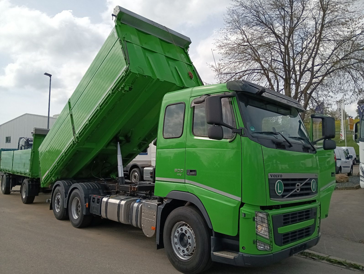 Volvo FH 500 6x2R 22m3 SCHWARZMÜLLER 3-S-GETREIDEKIPPE - Самосвал: фото 1 Volvo FH 500 6x2R 22m3 SCHWARZMÜLLER 3-S-GETREIDEKIPPE - Самосвал: фото 1
