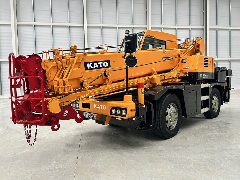 KATO CR-130Ri - 13 Ton City Crane with Only 8,563 miles from New !! - Мобильный кран: фото 3 KATO CR-130Ri - 13 Ton City Crane with Only 8,563 miles from New !! - Мобильный кран: фото 3