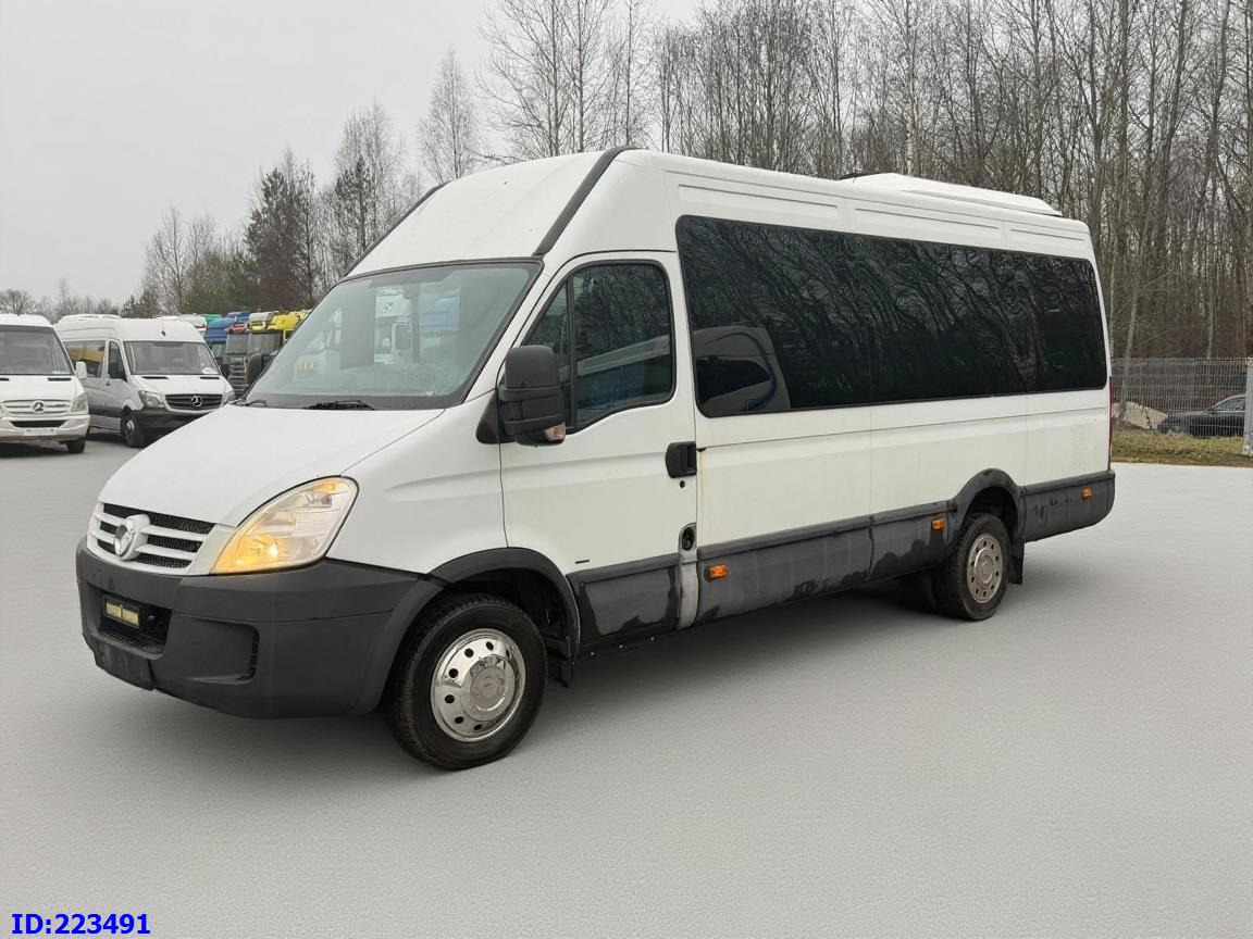 IVECO Daily Strada 17-seater Euro5 - Туристический автобус: фото 1 IVECO Daily Strada 17-seater Euro5 - Туристический автобус: фото 1