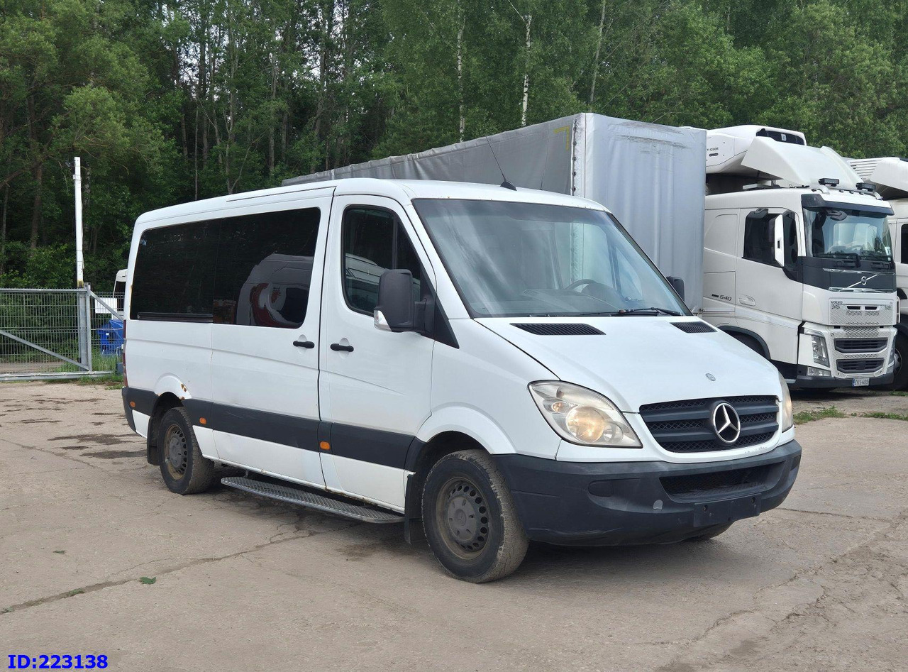 MERCEDES-BENZ Sprinter 213 - Euro5 - Туристический автобус: фото 1 MERCEDES-BENZ Sprinter 213 - Euro5 - Туристический автобус: фото 1