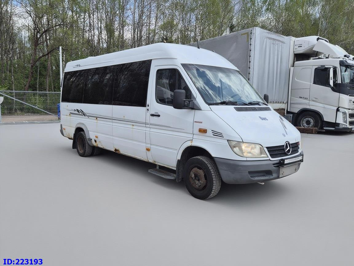 MERCEDES-BENZ Sprinter 416 VIP AC 17-seater - Микроавтобус, Пассажирский фургон: фото 4 MERCEDES-BENZ Sprinter 416 VIP AC 17-seater - Микроавтобус, Пассажирский фургон: фото 4