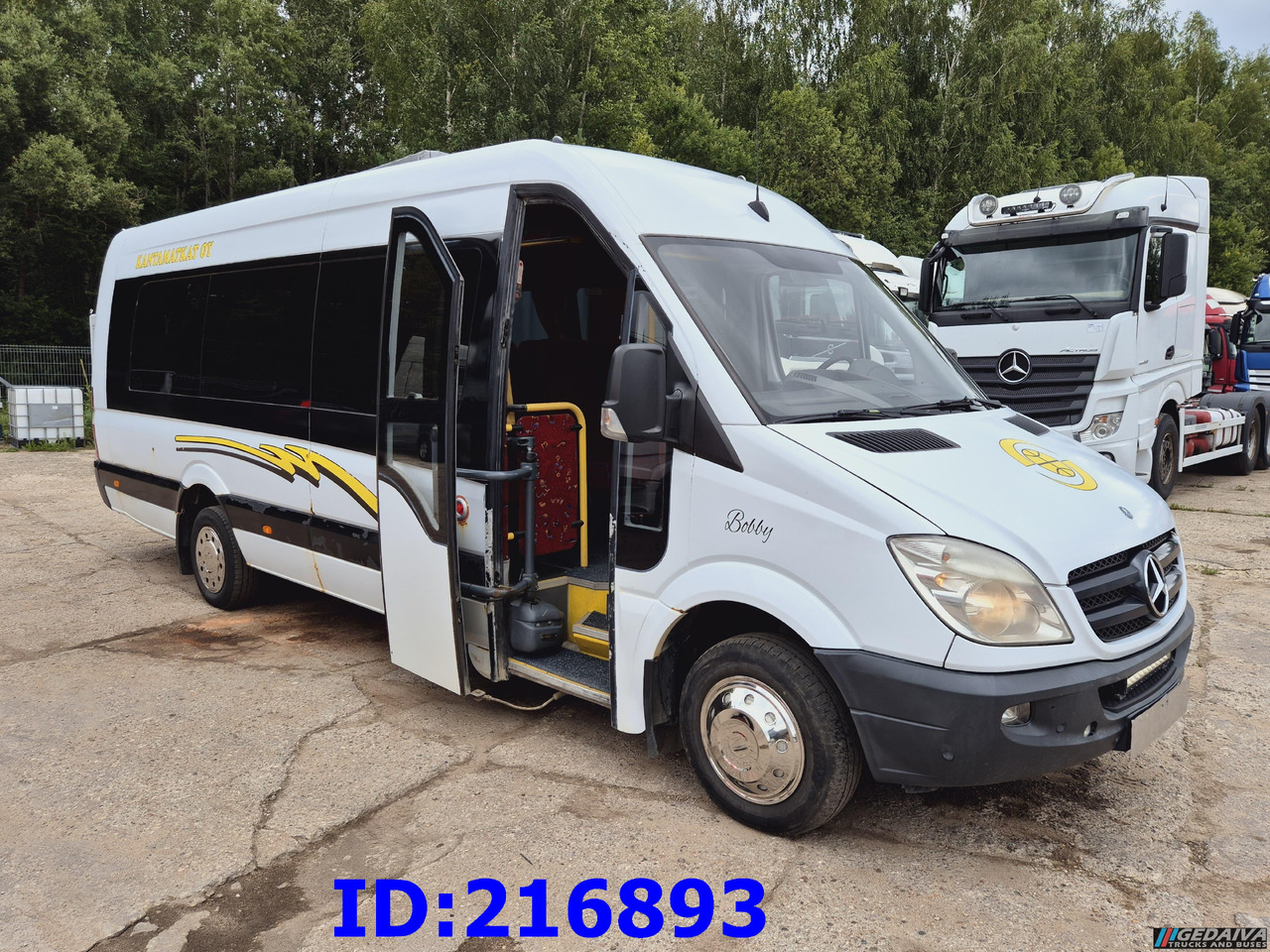 MERCEDES-BENZ Sprinter 516 - Euro5 - 23-seater - Туристический автобус: фото 4 MERCEDES-BENZ Sprinter 516 - Euro5 - 23-seater - Туристический автобус: фото 4