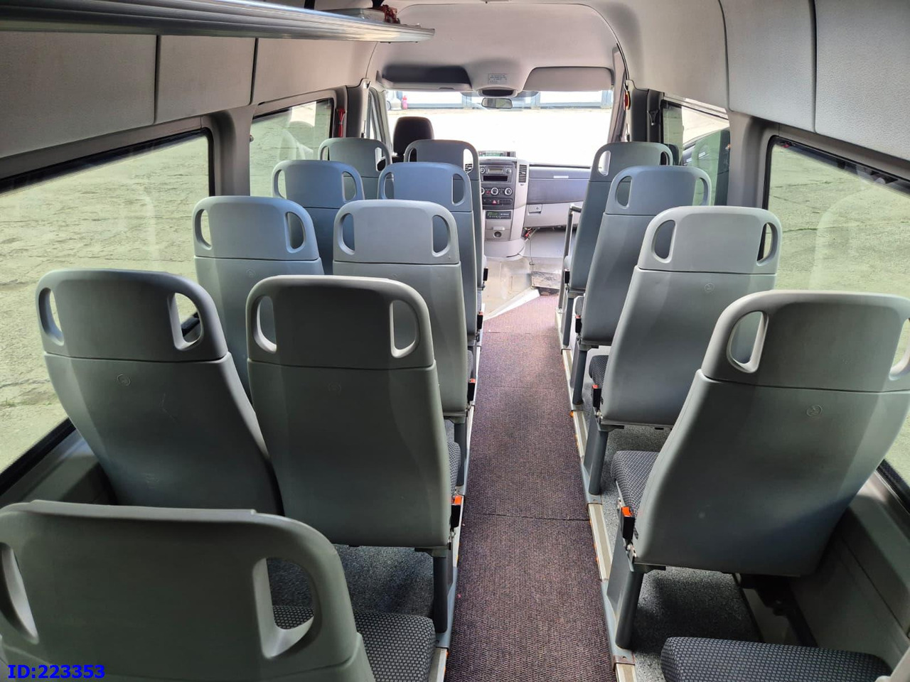 Туристический автобус MERCEDES-BENZ Sprinter 518 - 23 Seater: фото 19