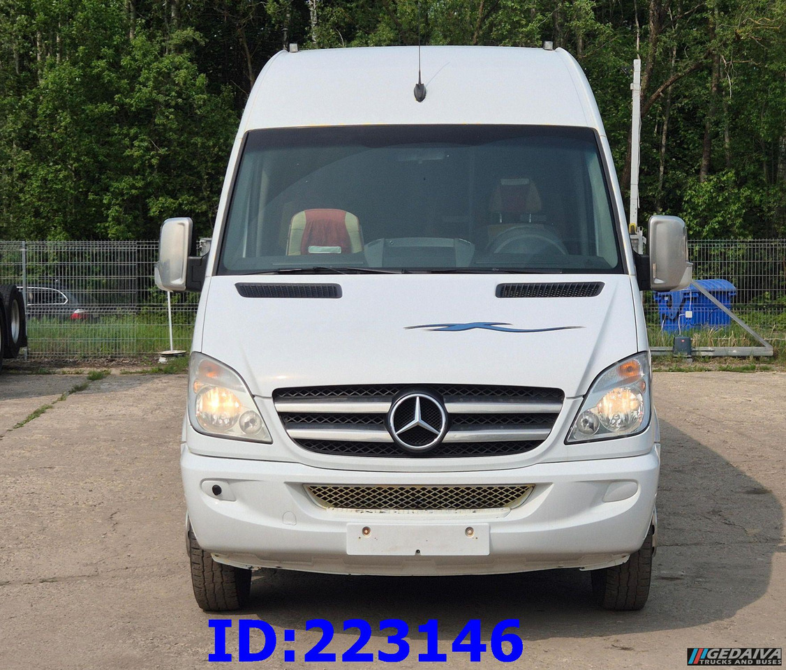 MERCEDES-BENZ Sprinter 519 VIP - 21Place -Euro 5 - Туристический автобус: фото 2 MERCEDES-BENZ Sprinter 519 VIP - 21Place -Euro 5 - Туристический автобус: фото 2