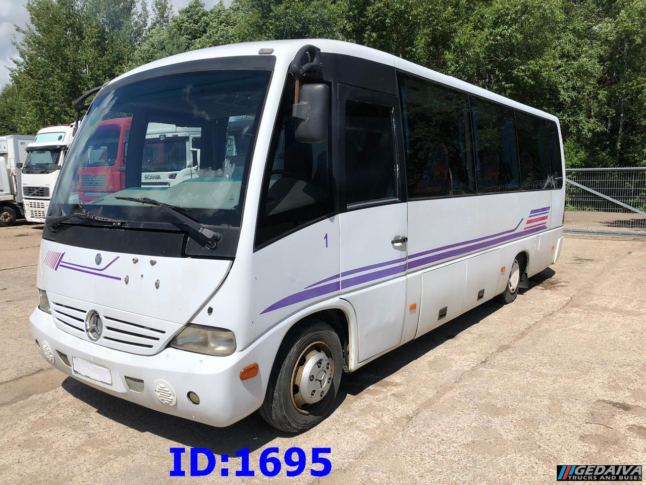 MERCEDES-BENZ Vario Medio 815 30-Seater - Туристический автобус: фото 4 MERCEDES-BENZ Vario Medio 815 30-Seater - Туристический автобус: фото 4