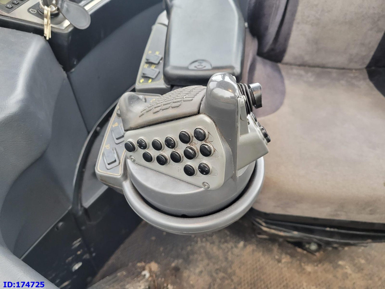 Харвестер PONSSE FOX 8W: фото 15 Харвестер PONSSE FOX 8W: фото 15