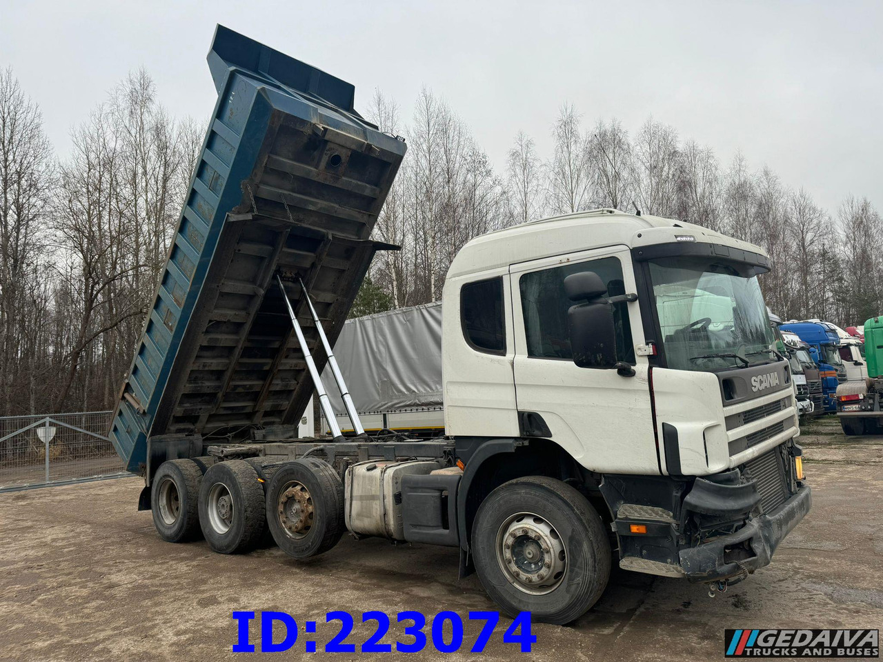 SCANIA 124 8x2 - Manual - Full steel - Самосвал: фото 5 SCANIA 124 8x2 - Manual - Full steel - Самосвал: фото 5