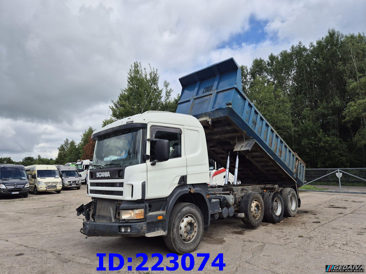 SCANIA 124 8x2 - Manual - Full steel - Самосвал: фото 1 SCANIA 124 8x2 - Manual - Full steel - Самосвал: фото 1