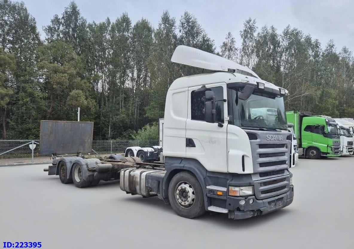 SCANIA R440 6X2 Steering axle (Engine defect) - Грузовик-шасси: фото 4 SCANIA R440 6X2 Steering axle (Engine defect) - Грузовик-шасси: фото 4