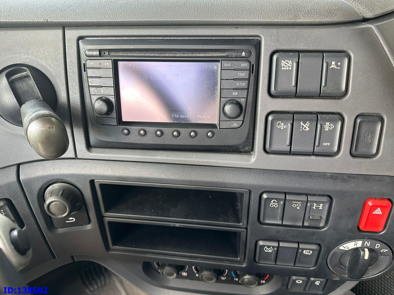 Тягач DAF XF106 460 6X2 Retarder: фото 16 Тягач DAF XF106 460 6X2 Retarder: фото 16