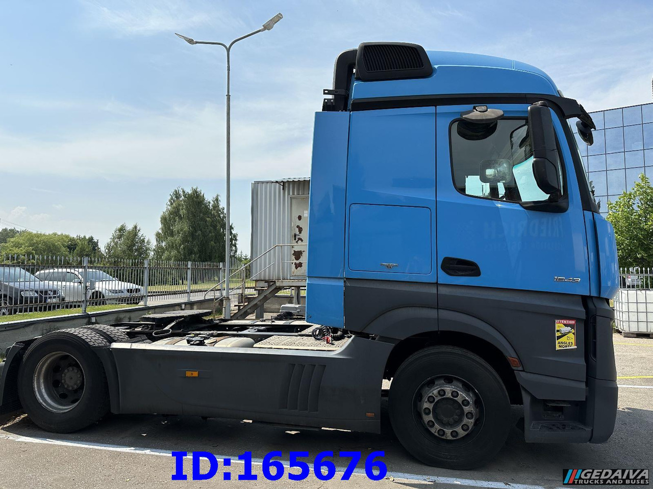 MERCEDES-BENZ Actros 1843 Euro6 - Engine damage - Тягач: фото 4 MERCEDES-BENZ Actros 1843 Euro6 - Engine damage - Тягач: фото 4