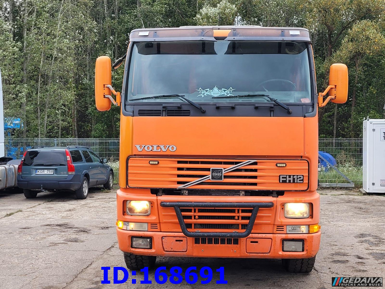 VOLVO FH12 380HP 6x2 10tyre Hook Tipper - Крюковой мультилифт: фото 2 VOLVO FH12 380HP 6x2 10tyre Hook Tipper - Крюковой мультилифт: фото 2