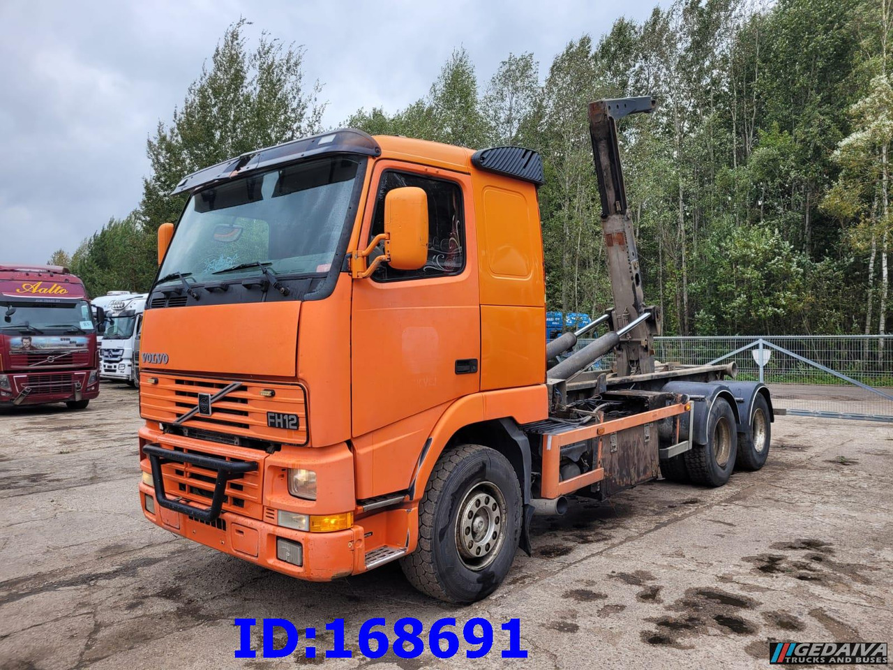 VOLVO FH12 380HP 6x2 10tyre Hook Tipper - Крюковой мультилифт: фото 1 VOLVO FH12 380HP 6x2 10tyre Hook Tipper - Крюковой мультилифт: фото 1