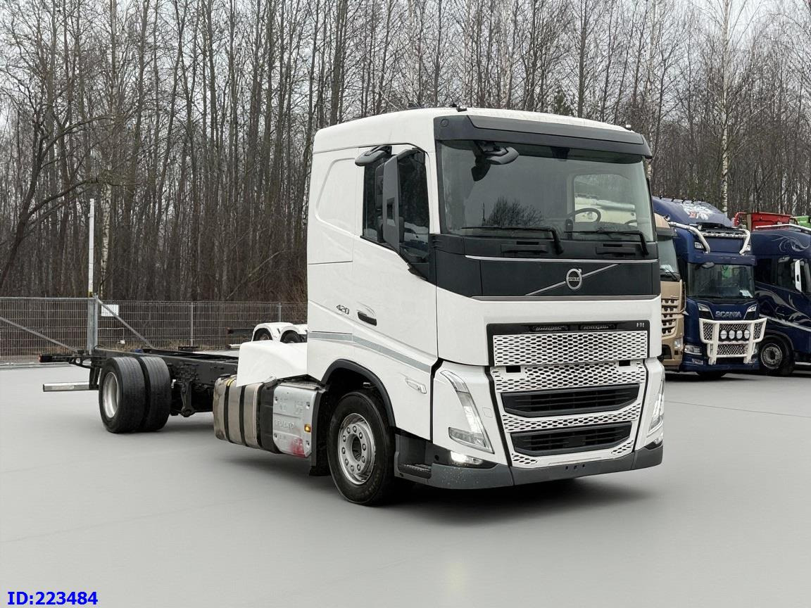 VOLVO FH13 420HP - Грузовик-шасси: фото 4 VOLVO FH13 420HP - Грузовик-шасси: фото 4