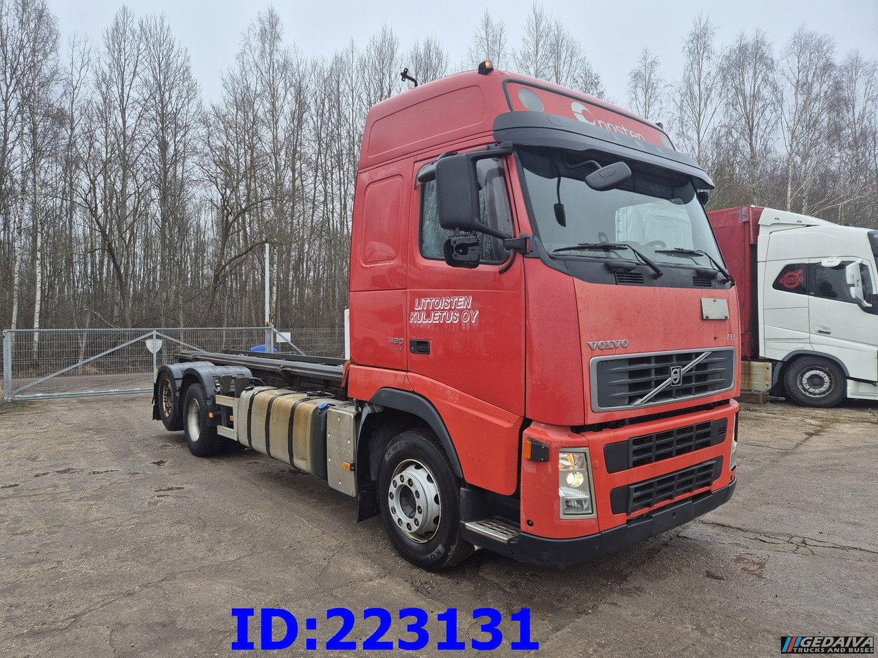 VOLVO FH13 480HP 6x2 - Грузовик-шасси: фото 1 VOLVO FH13 480HP 6x2 - Грузовик-шасси: фото 1