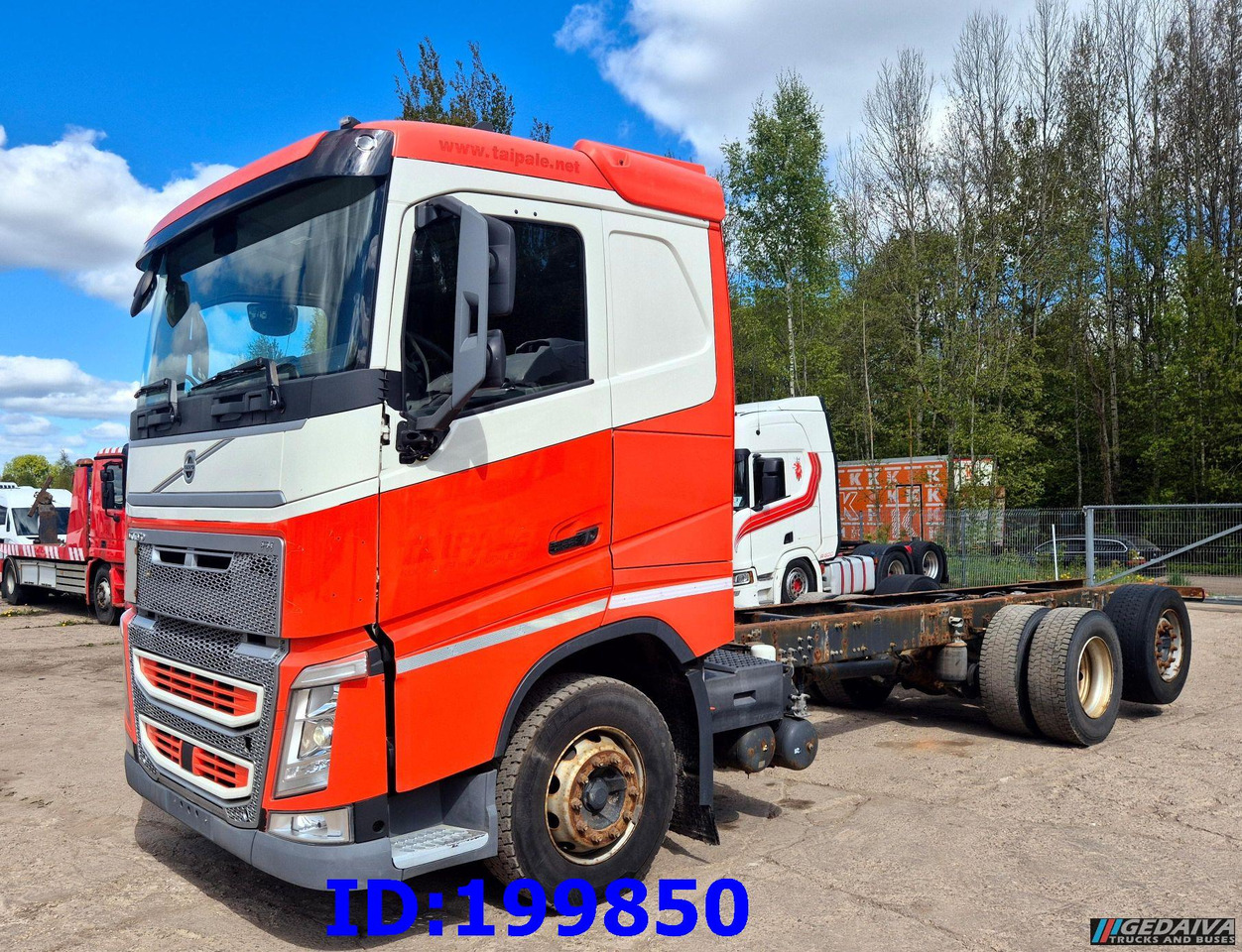 VOLVO FH13 540HP 6x2 Euro6 - Грузовик-шасси: фото 1 VOLVO FH13 540HP 6x2 Euro6 - Грузовик-шасси: фото 1