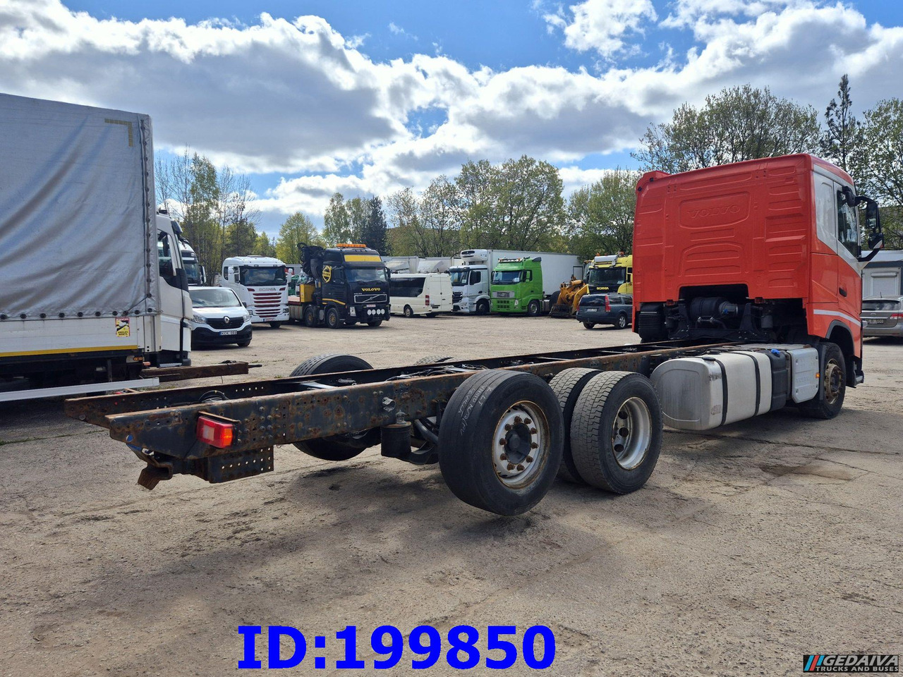VOLVO FH13 540HP 6x2 Euro6 - Грузовик-шасси: фото 5 VOLVO FH13 540HP 6x2 Euro6 - Грузовик-шасси: фото 5