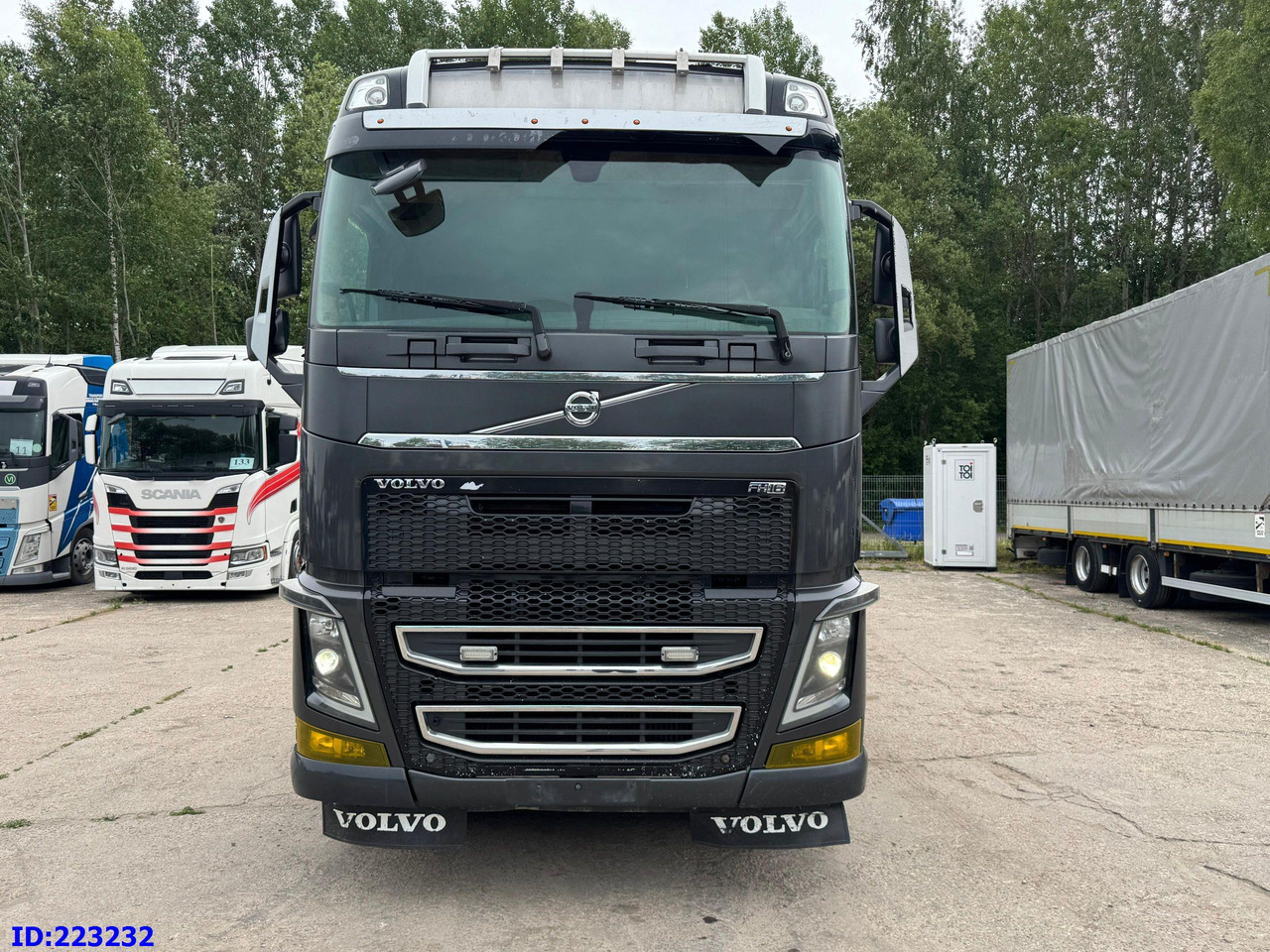 VOLVO FH16 700HP 8X4 Big Axles - Грузовик-шасси: фото 2 VOLVO FH16 700HP 8X4 Big Axles - Грузовик-шасси: фото 2