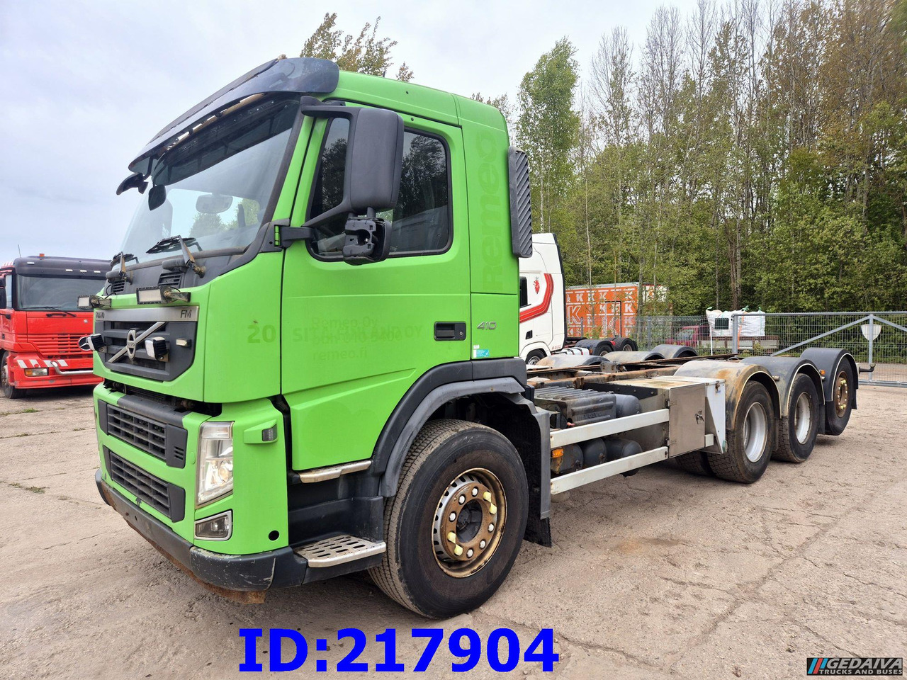 VOLVO FM 410HP 8x4 (Steering axle) - Грузовик-шасси: фото 1 VOLVO FM 410HP 8x4 (Steering axle) - Грузовик-шасси: фото 1