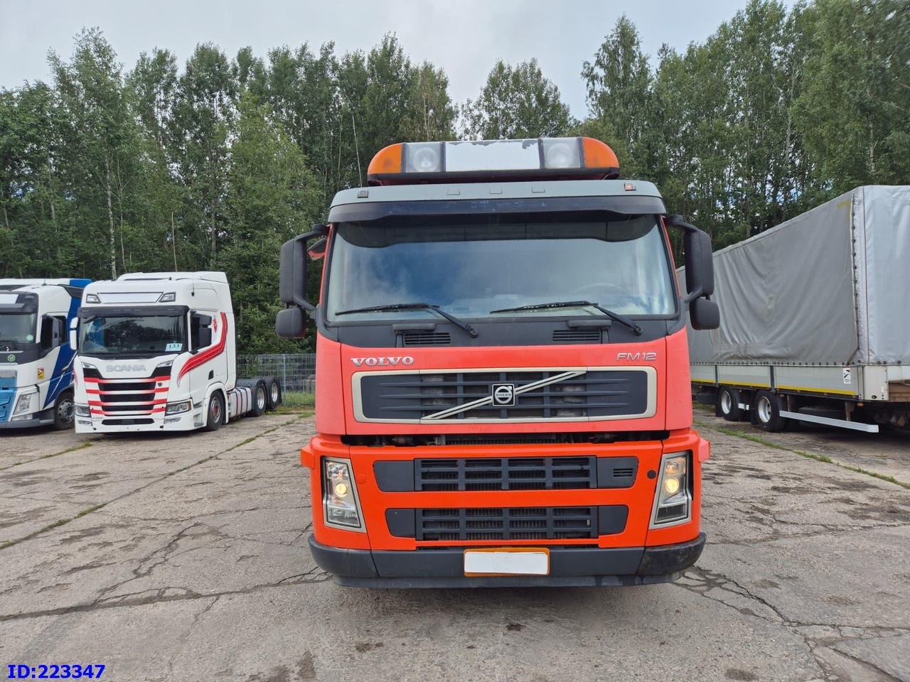 VOLVO FM12 420HP 8X4 Manual - Самосвал: фото 2 VOLVO FM12 420HP 8X4 Manual - Самосвал: фото 2